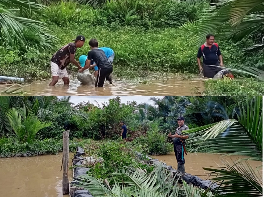 Warga Perumahan Permata Ungu II Kompak Swadaya Perbaiki Tanggul Jebol