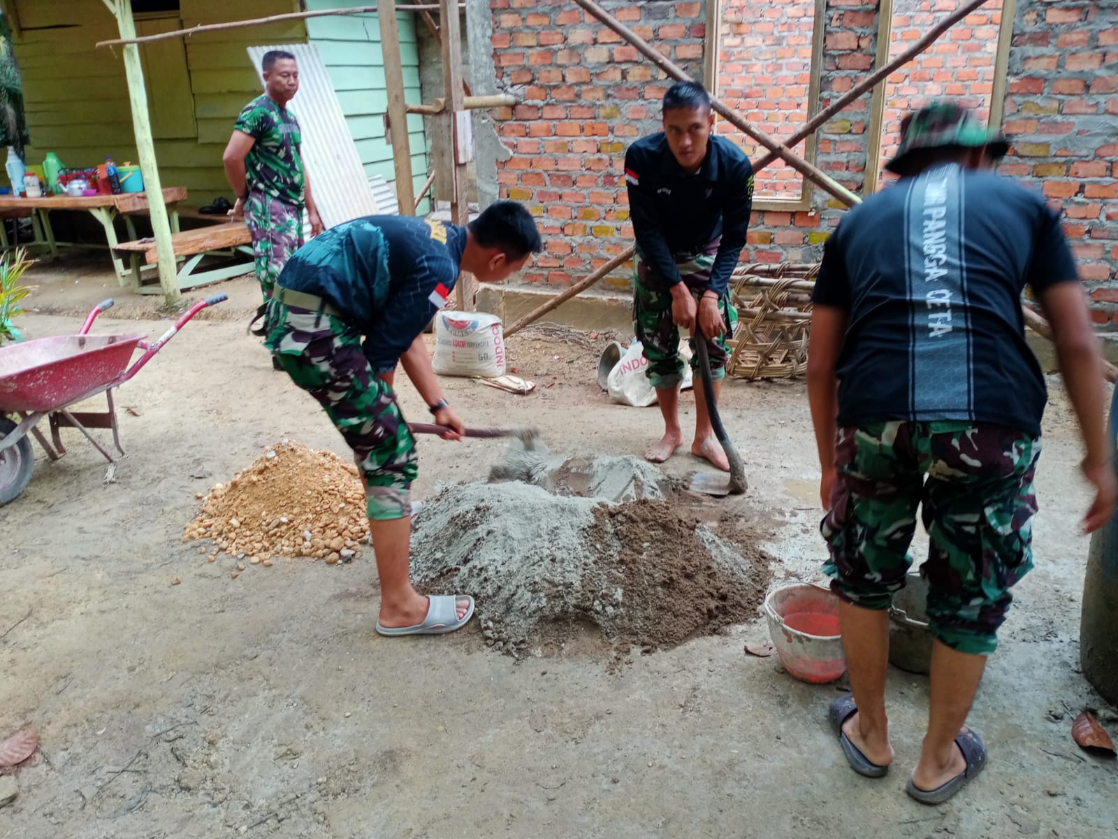 Satgas TMMD Kodim 0419/Tanjab Gotong Royong Untuk Kemakmuran Masyarakat Empat Desa