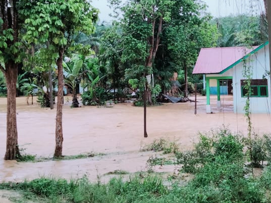 Kecamatan Batangasam Tanjabbar Terendam Banjir Kecamatan Batangasam Tanjabbar Terendam Banjir