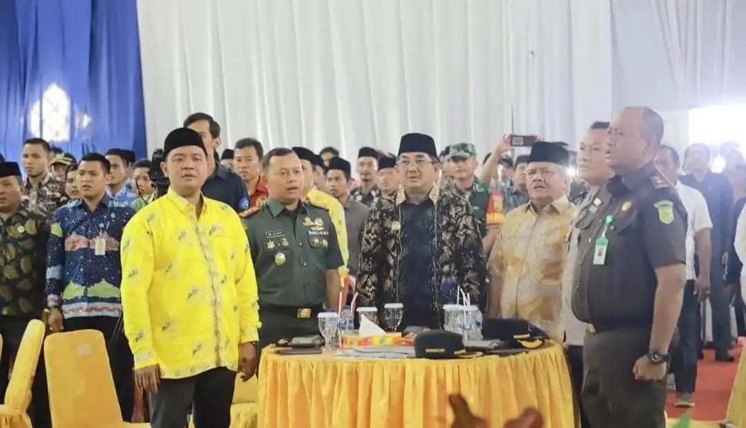 Wakil Ketua I DPRD Tanjabbar, Ahmad Jafar Hadiri Kegiatan Refleksi Ke Tiga Tahun Kepemimpinan UAS - HAIRAN Wakil Ketua I DPRD Tanjabbar, Ahmad Jafar Hadiri Kegiatan Refleksi Ke Tiga Tahun Kepemimpinan UAS - HAIRAN