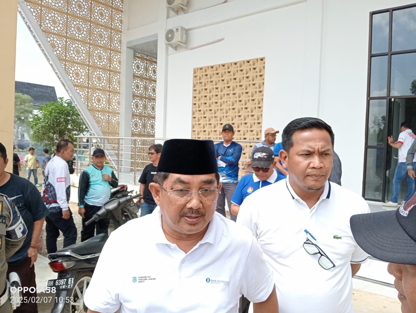 Masjid Al-Anwar Segera Diresmikan, Bupati Ajak Pegawai Tanjabbar Yang Muslim Wajib Sholat Jum'at Berjamaah 