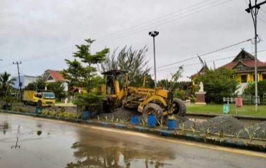 Gunakan Dana APBD Ratusan Juta Rupiah Jelang Resepsi Pernikahan Anak Bupati Tanjabbar, Ini Alasan Dinas PUPR