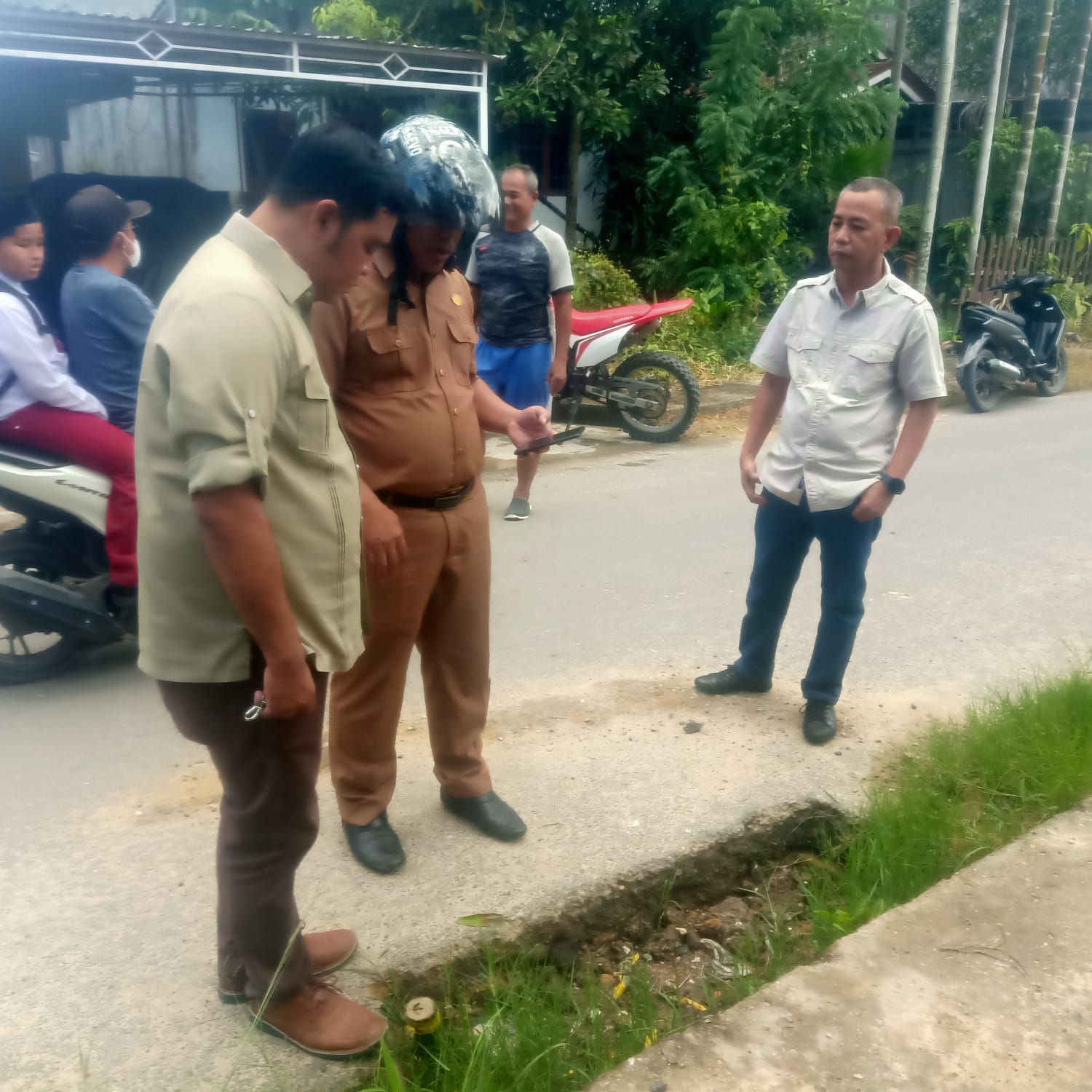 Dinas PUPR dan Dewan Desak Rekanan Perbaiki Jalan Bekas Galian Jargas