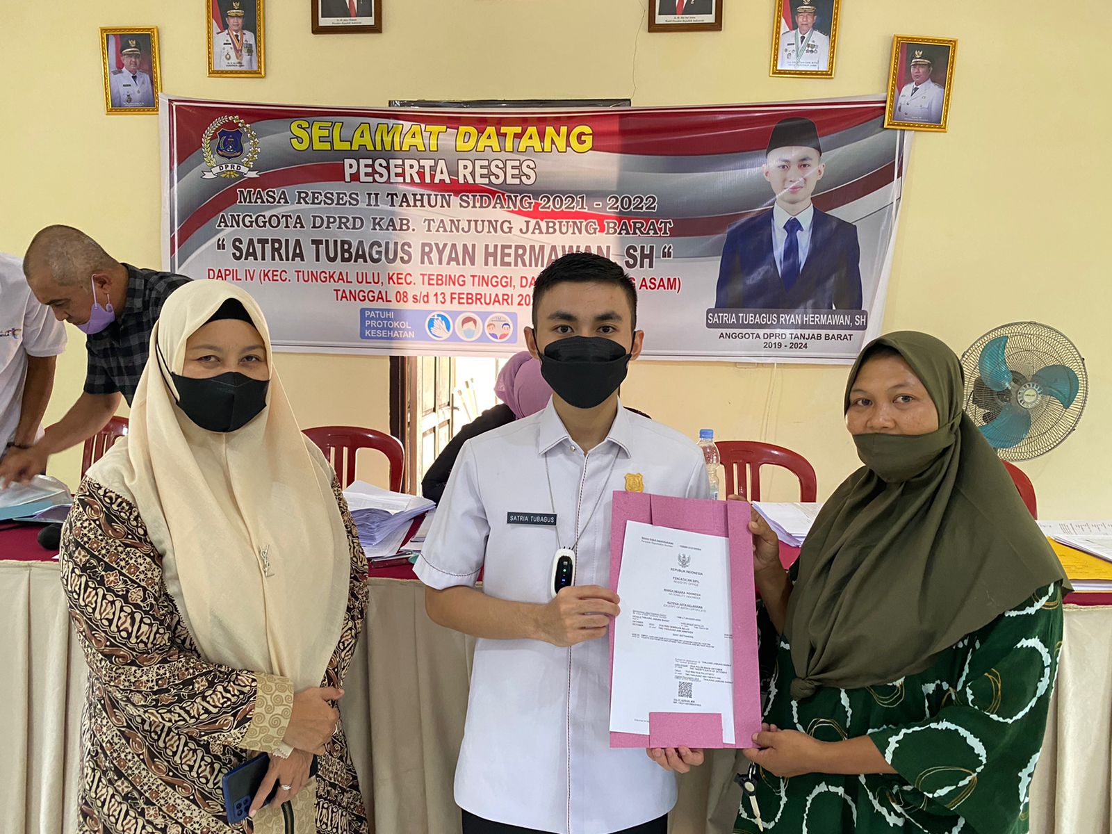 Gandeng Disdukcapil Untuk Memberi Pelayanan Kepada Masyarakat Dapilnya, Reses Tubagus Tuai Apresiasi Gandeng Disdukcapil Untuk Memberi Pelayanan Kepada Masyarakat Dapilnya, Reses Tubagus Tuai Apresiasi