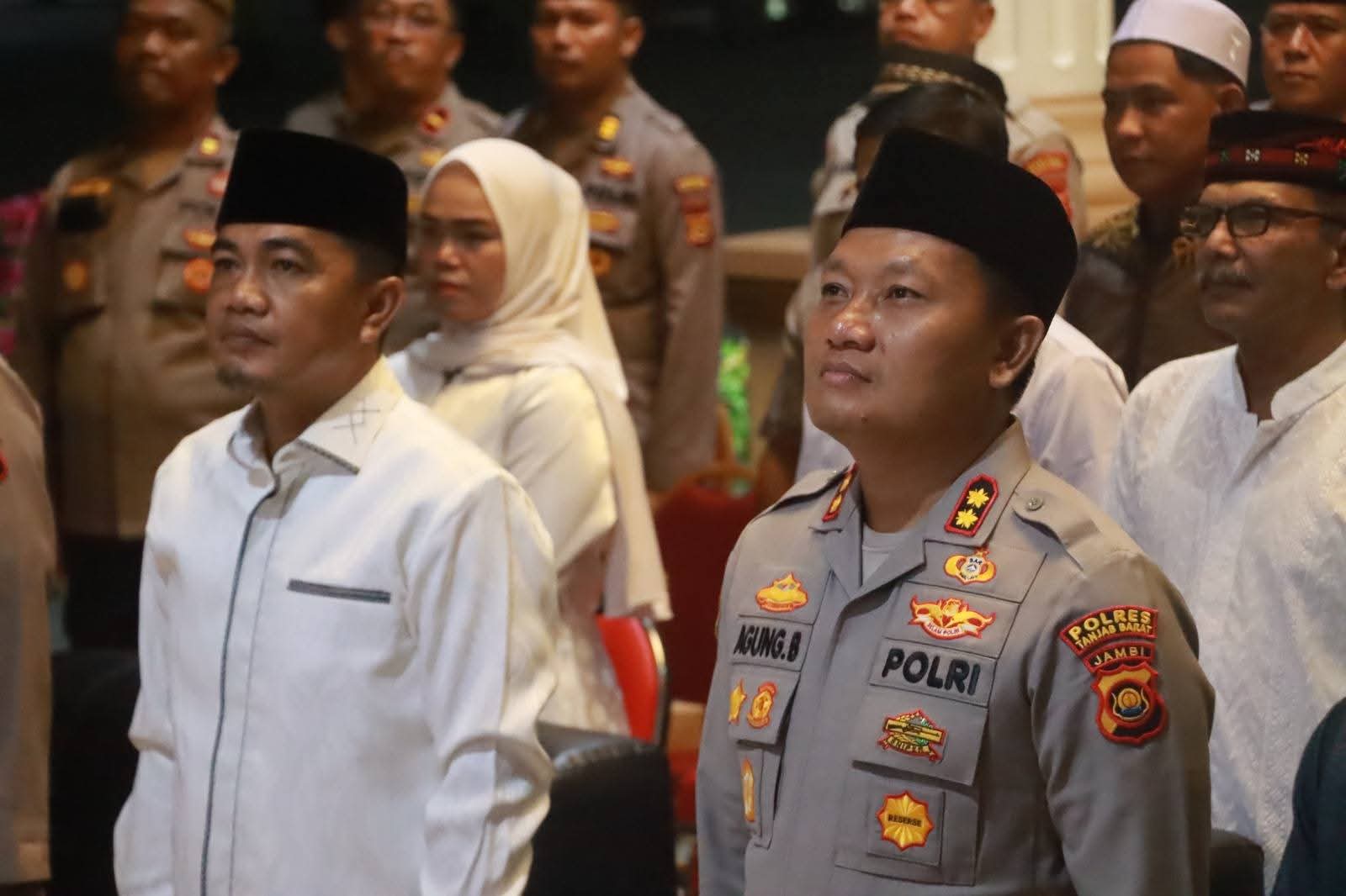 Wakili Bupati, Plt. Asisten Pemerintahan dan Kesra Hadiri Doa Bersama dan Deklarasi Damai 1000 Lilin