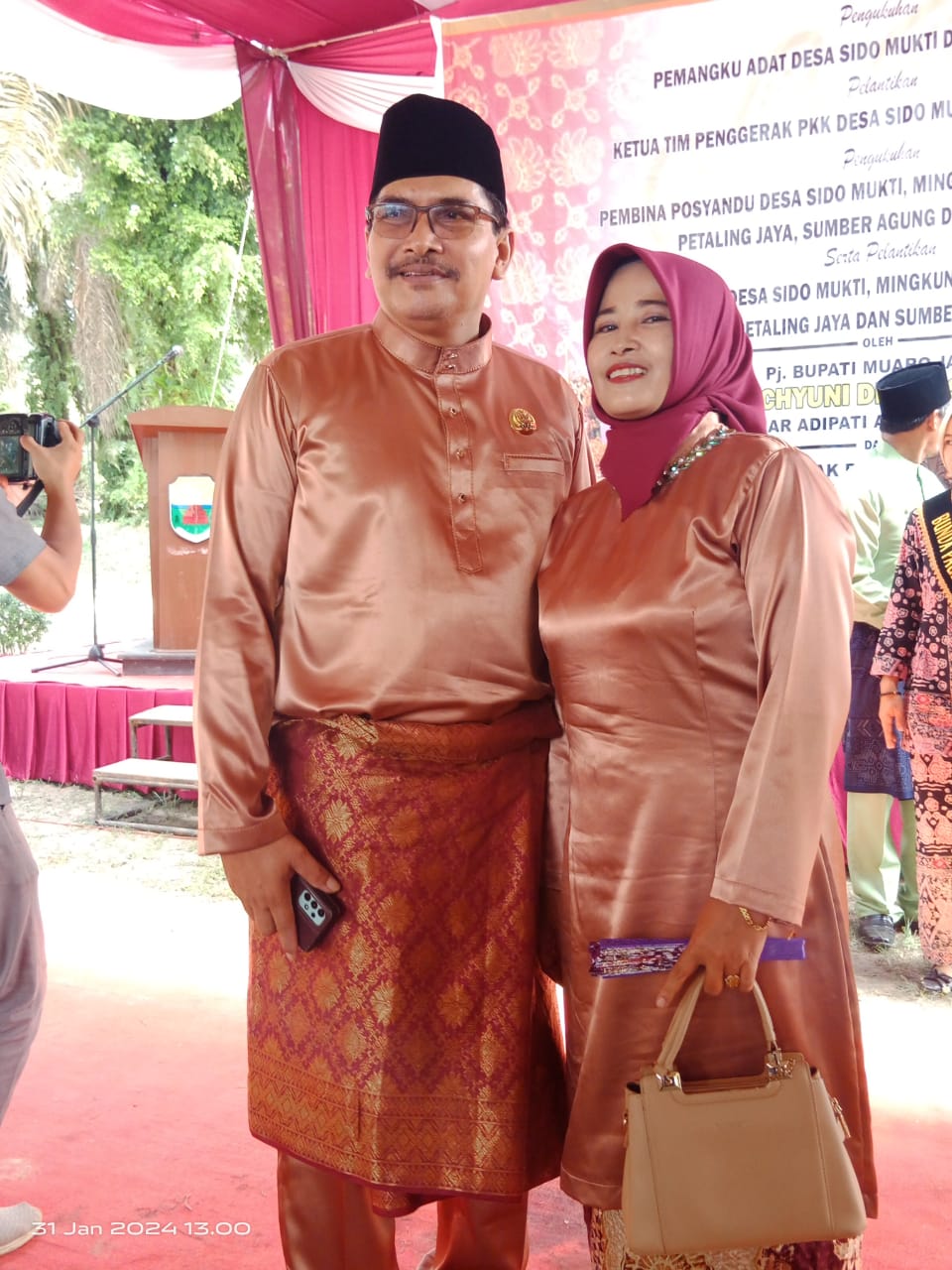 Anggota DPRD Kabupaten Muaro Jambi, Maryadi Menghadiri Pengukuhan LAM Desa Sido Mukti dan Mingkung Jaya Anggota DPRD Kabupaten Muaro Jambi, Maryadi Menghadiri Pengukuhan LAM Desa Sido Mukti dan Mingkung Jaya