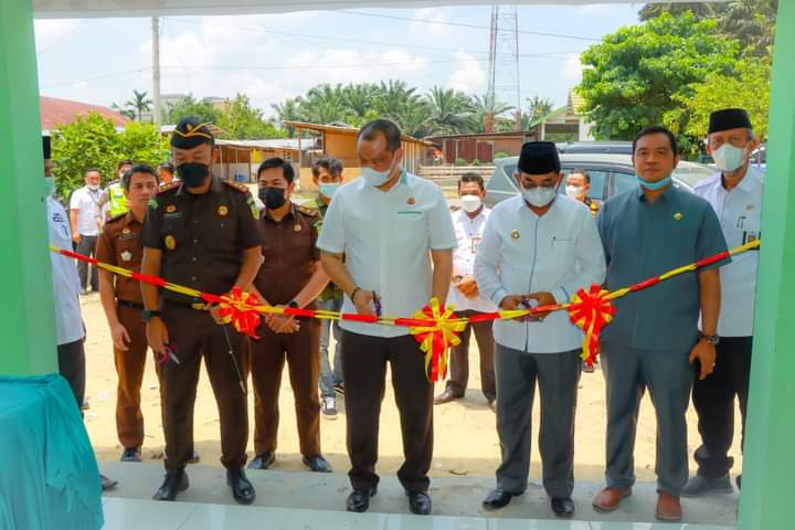 Bupati Tanjabbar Hadiri Peresmian Rumah RJ oleh Wakajati Jambi