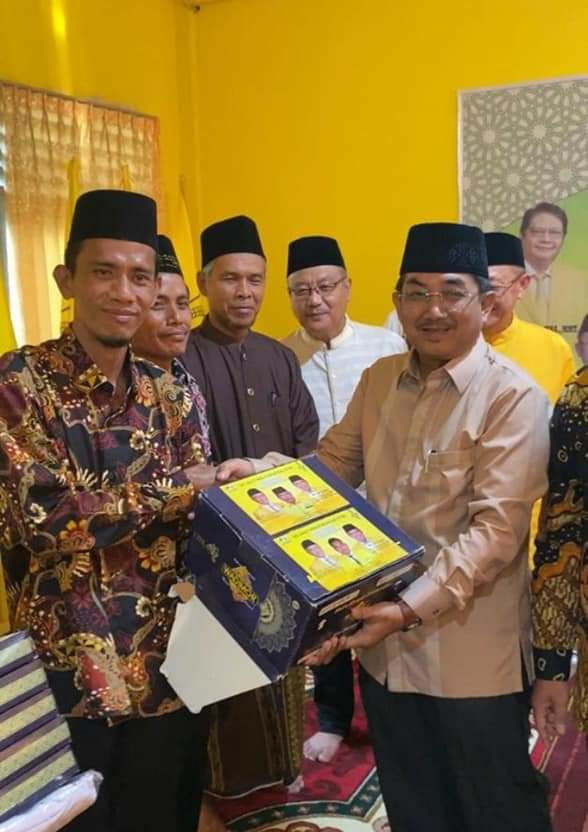 Drs. H. Anwar Sadat, M. Ag, Menghadiri Acara Buka Puasa Bersama Dewan Pimpinan Daerah (DPD) Golkar Kabupaten Tanjab Barat