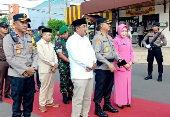 Ketua DPRD Tanjab Barat, Hadiri Acara Penyambutan Kapolres Baru Ketua DPRD Tanjab Barat, Hadiri Acara Penyambutan Kapolres Baru