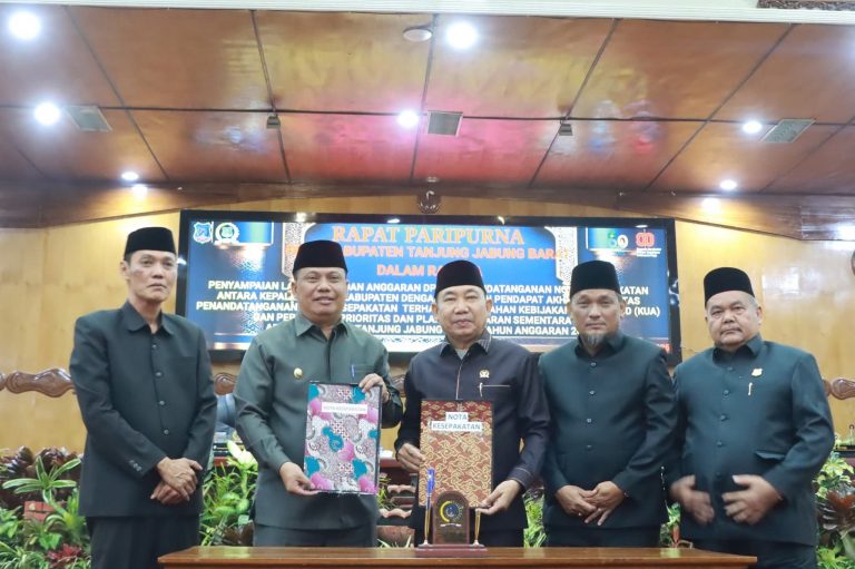 DPRD Gelar Paripurna Laporan Banggar Dan Pengambilan Keputusan Atas Pertanggungjawaban Pelaksanaan APBD Tahun 2024