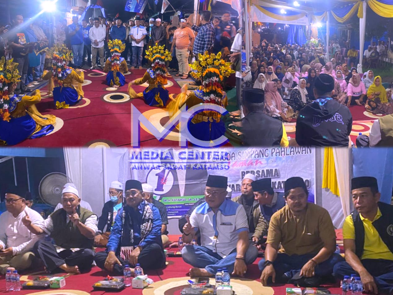 Tidak Tergiur Dengan Sembako dan Politik Uang, Warga Sekitar Rumah Mukhlis Sambut Meriah Kampanye UAS-Katamso di Andalas 