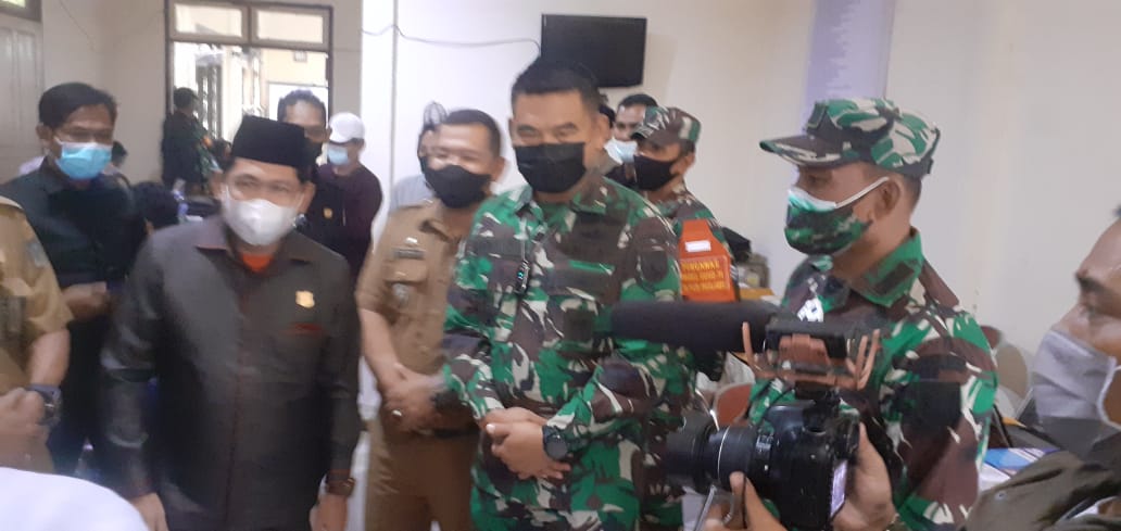 Dua Hari Serbuan Vaksinasi TNI Kodim Tanjab, 4.532 Masyarakat Dua Kecamatan Divaksin