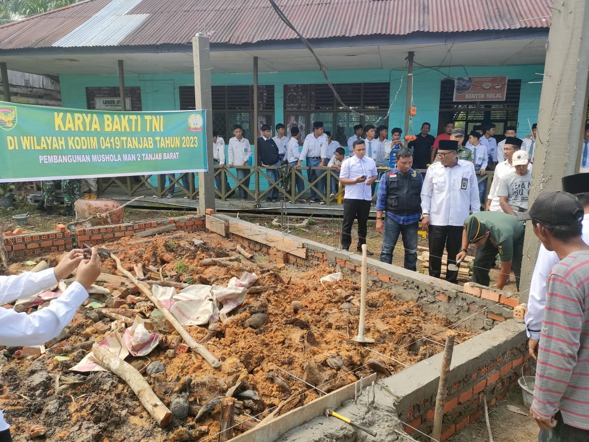 Kodim 0419/Tanjab Bangun Musholla MAN 2 Tanjabbar, Kemenag Minta Diberi Nama 'Baitul Muslim'