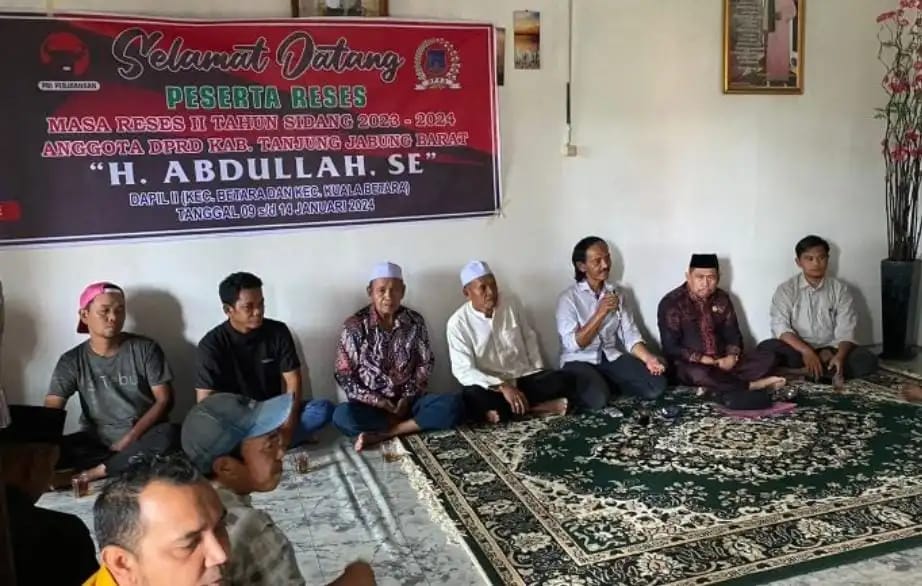 Serap Aspirasi Masyarakat, Ketua DPRD Tanjab Barat Gelar Reses di Desa Makmur Jaya Serap Aspirasi Masyarakat, Ketua DPRD Tanjab Barat Gelar Reses di Desa Makmur Jaya
